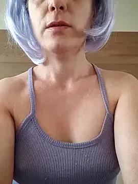 Explore our live girls sluts from our Custom and Multi clubs and checkout exclusive access to highly interactive content, such as shape, hair, titties, pussy type and many more.