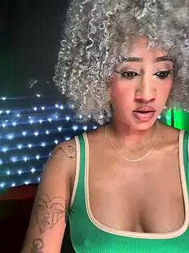 Dark_chanel from StripChat is Freechat