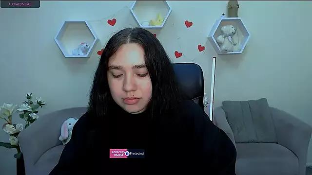 Explore our live girls sluts from our Custom and Multi clubs and checkout exclusive access to highly interactive content, such as shape, hair, titties, pussy type and many more.