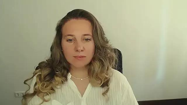 Darklure_ from StripChat is Freechat
