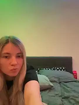 DarkRomanceV from StripChat is Freechat