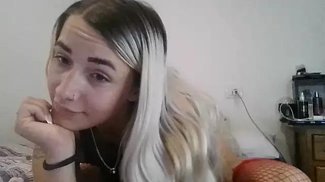 Explore our live girls sluts from our Custom and Multi clubs and checkout exclusive access to highly interactive content, such as shape, hair, titties, pussy type and many more.