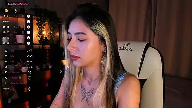 DarlaLike from StripChat is Freechat