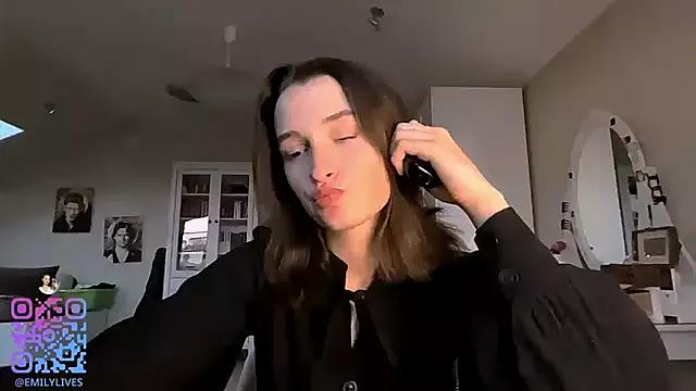 DarlineBrustera from StripChat is Freechat