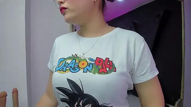 Explore our live girls sluts from our Custom and Multi clubs and checkout exclusive access to highly interactive content, such as shape, hair, titties, pussy type and many more.