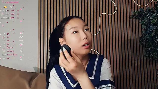DayanaBundy from StripChat