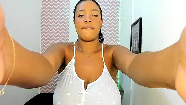 dayanacarson from StripChat