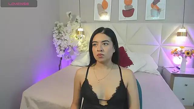 Dayanna_Rose from StripChat