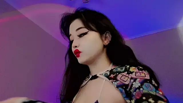 Explore our live girls sluts from our Custom and Multi clubs and checkout exclusive access to highly interactive content, such as shape, hair, titties, pussy type and many more.