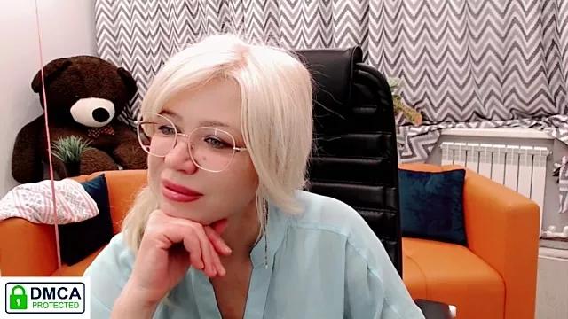 Dear_Eva1 from StripChat is Freechat