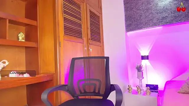 Debora_larouge webcams show profile image 