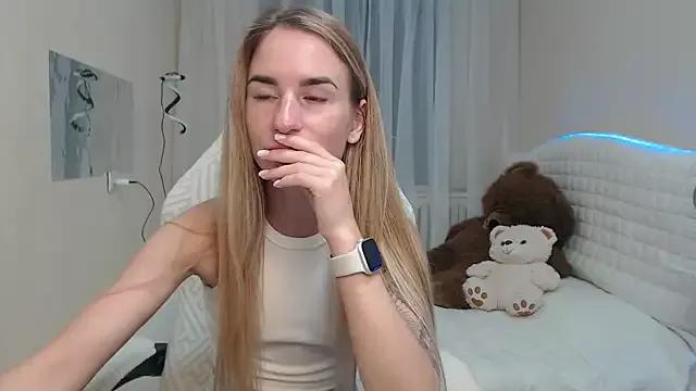 DeboraHorny from StripChat is Freechat