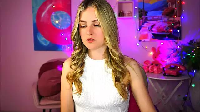 DeboraLarson from StripChat is Freechat
