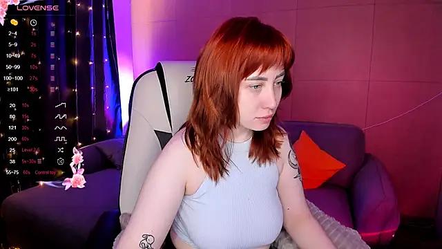 Explore our live girls sluts from our Custom and Multi clubs and checkout exclusive access to highly interactive content, such as shape, hair, titties, pussy type and many more.