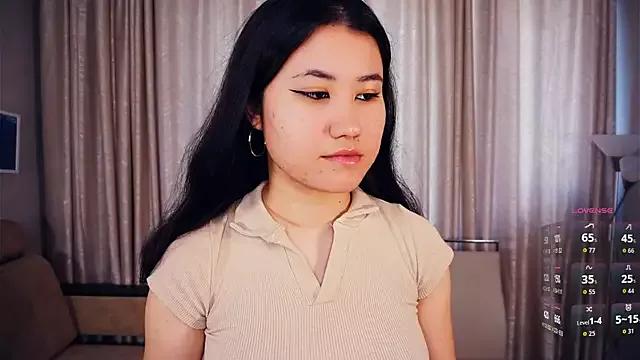 DebrahJungels from StripChat is Freechat