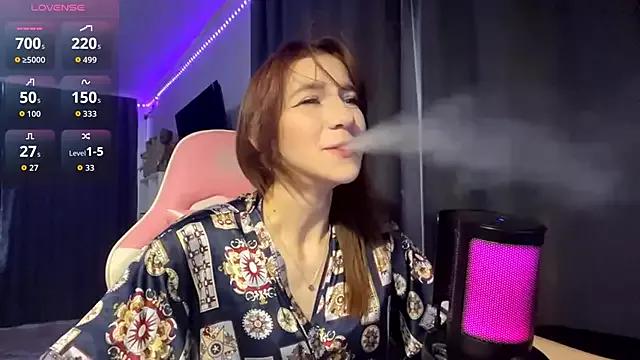 DedeTedrow from StripChat