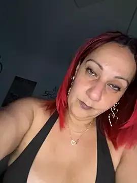 DeeLight124 from StripChat