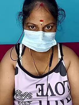Deepika1432 from StripChat