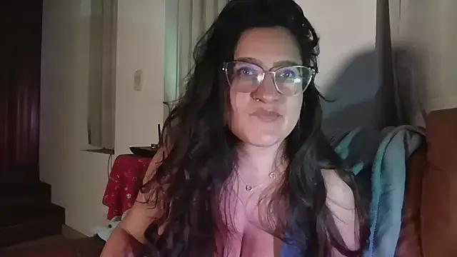 DeesseLuxure from StripChat