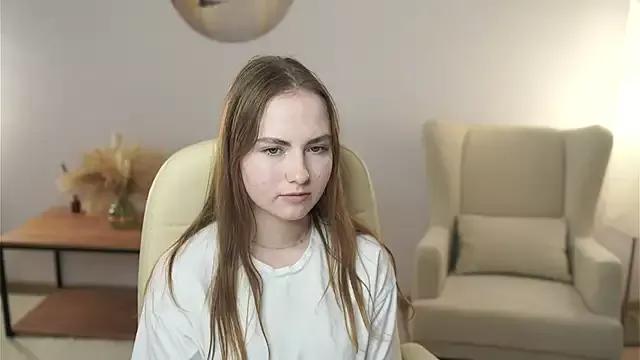 DeliciaBieri from StripChat is Freechat