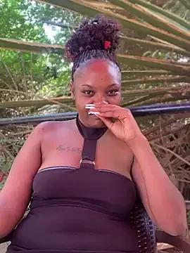 Dellah27 from StripChat