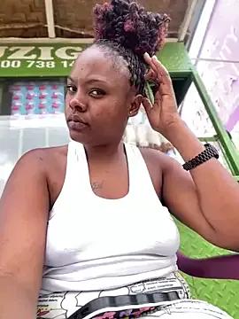 Dellah27 from StripChat