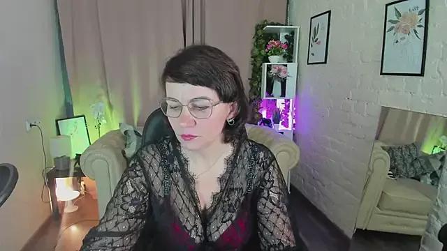 Demi_Mature from StripChat is Freechat