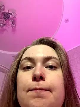 DeniMilkyyyyy from StripChat is Freechat