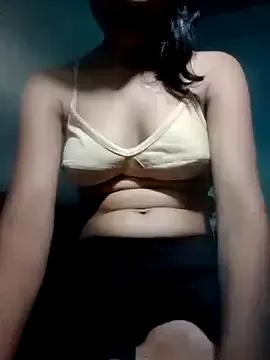 DESI-STRIP from StripChat is Freechat