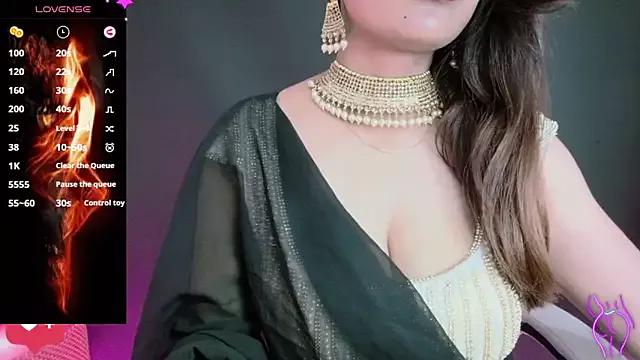 DesiZoya from StripChat is Freechat