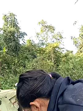 Explore our live girls sluts from our Custom and Multi clubs and checkout exclusive access to highly interactive content, such as shape, hair, titties, pussy type and many more.