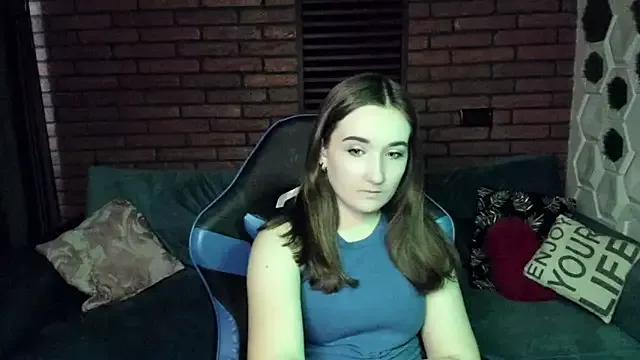 Explore our live girls sluts from our Custom and Multi clubs and checkout exclusive access to highly interactive content, such as shape, hair, titties, pussy type and many more.