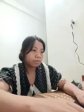 Diana_loo from StripChat is Freechat