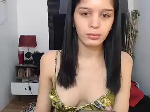 Explore our live girls sluts from our Custom and Multi clubs and checkout exclusive access to highly interactive content, such as shape, hair, titties, pussy type and many more.