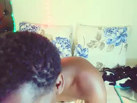 dinnykrazx from StripChat