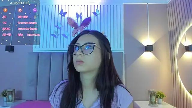 Explore our live girls sluts from our Custom and Multi clubs and checkout exclusive access to highly interactive content, such as shape, hair, titties, pussy type and many more.