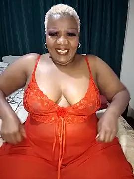 dirasweetlipsxx from StripChat is Freechat