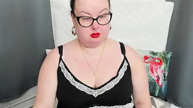 Explore our live girls sluts from our Custom and Multi clubs and checkout exclusive access to highly interactive content, such as shape, hair, titties, pussy type and many more.