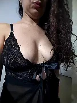 divabella_ from StripChat is Freechat