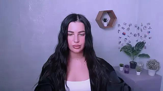 DivaKaily_ from StripChat is Freechat