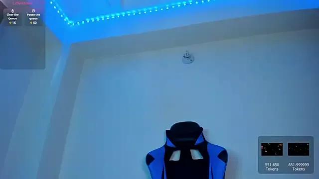 divinesalome from StripChat