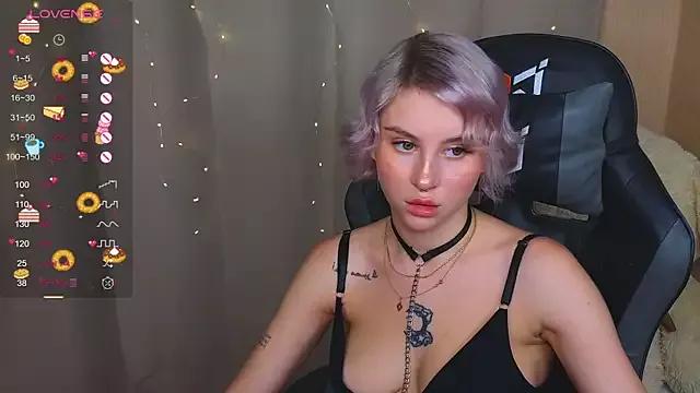 doll_barbieee from StripChat