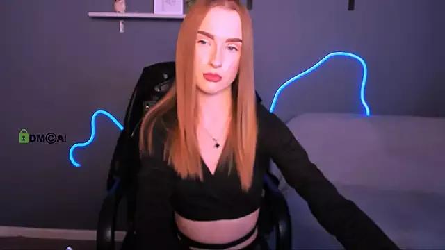 doll_vey from StripChat