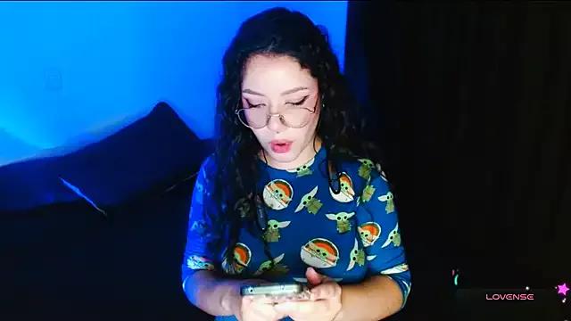 DollCam__ webcams show profile image 