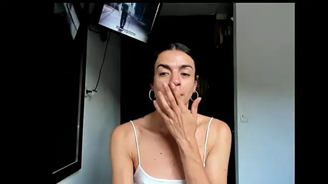 Dollcatalina from StripChat