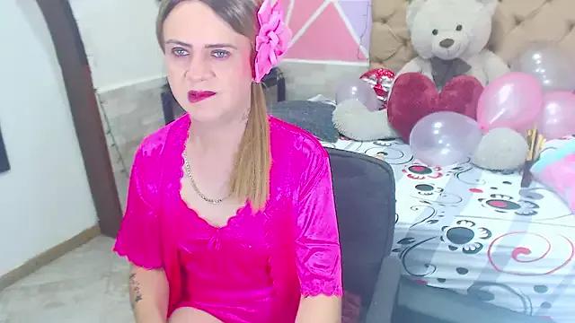 Dolldirtyxxx from StripChat