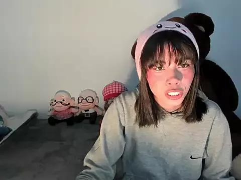 dolliette24 from StripChat