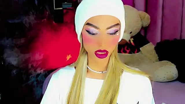 dollswit01 from StripChat