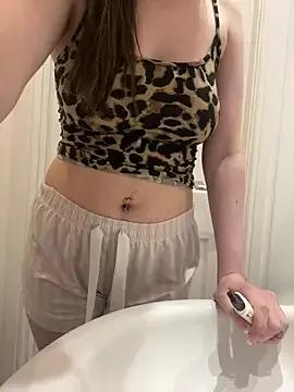 dolly8787 from StripChat