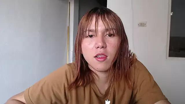 Dolly_Peach_ from StripChat